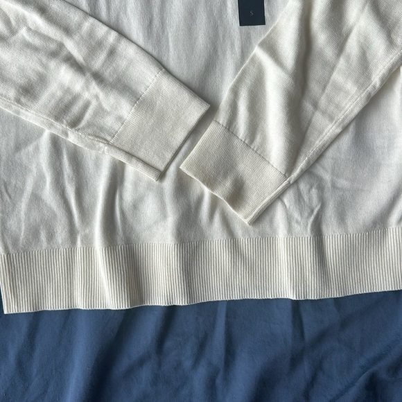 Banana Republic Forever Crew-Neck Sweater - Picture 4 of 4